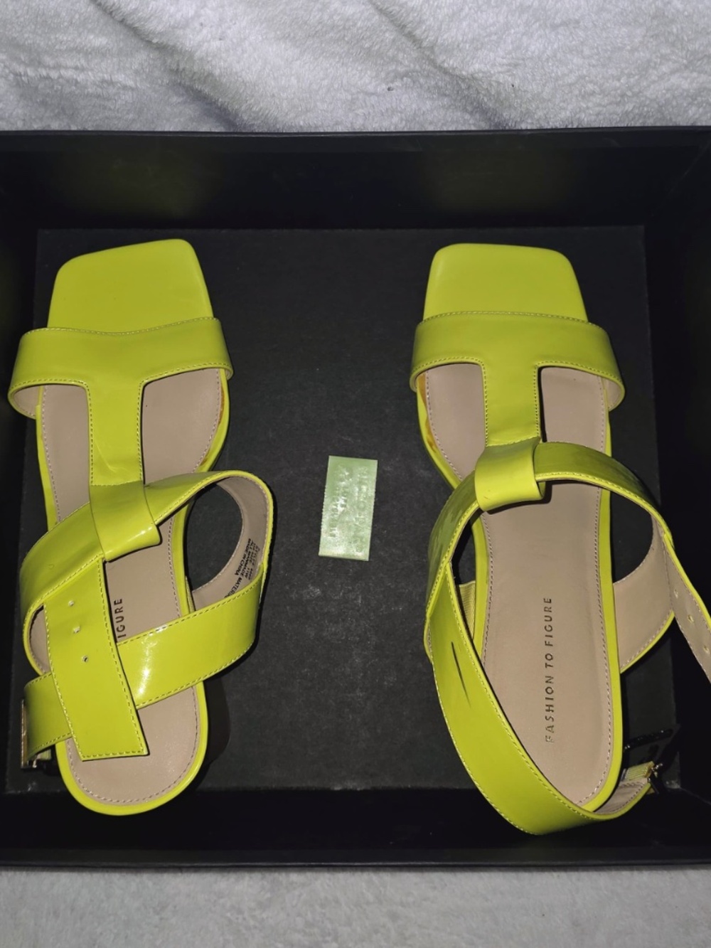 Fashion to Figure Chartreuse Neon Yellow Sandles 11W